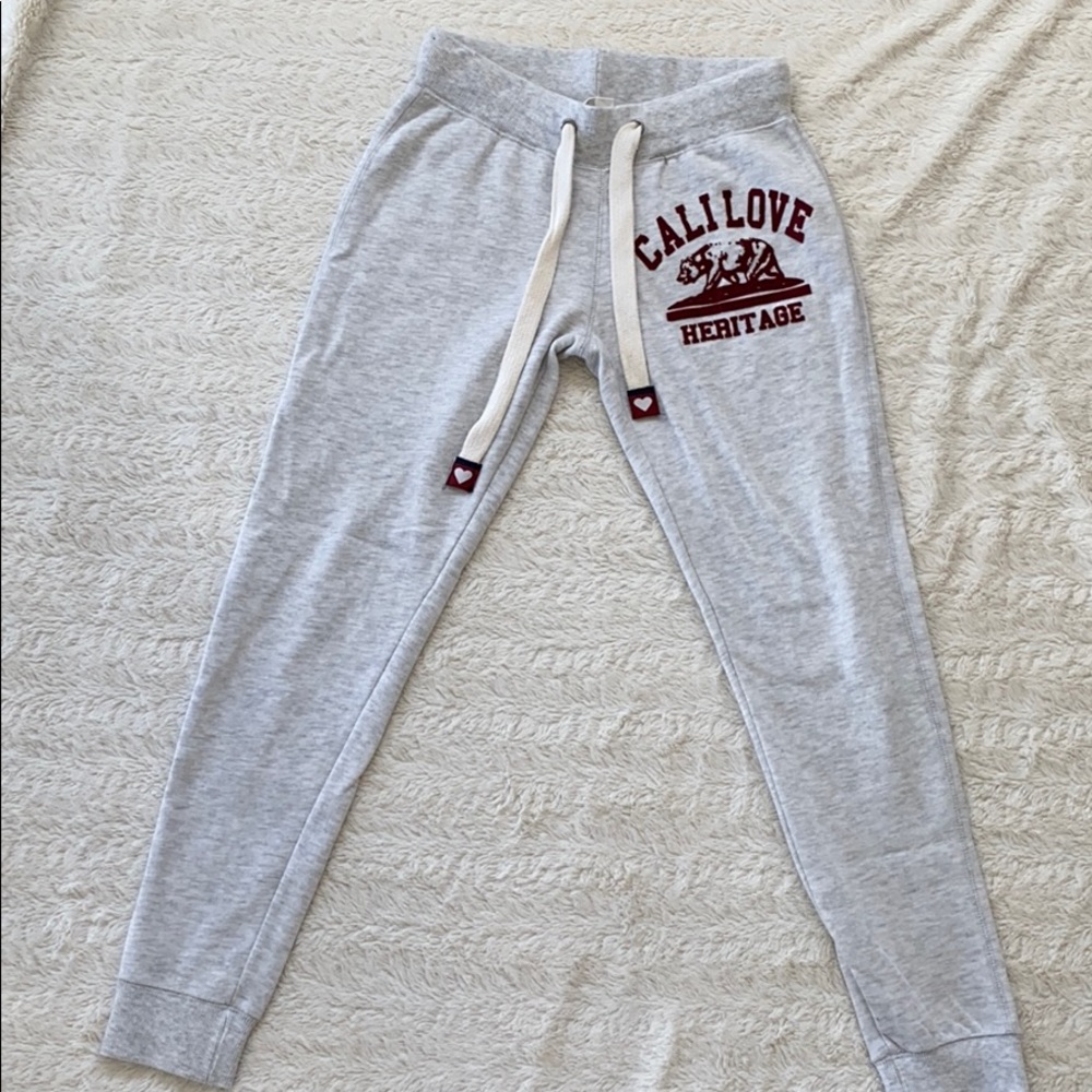 Like new California Love sweat pants Size Medium